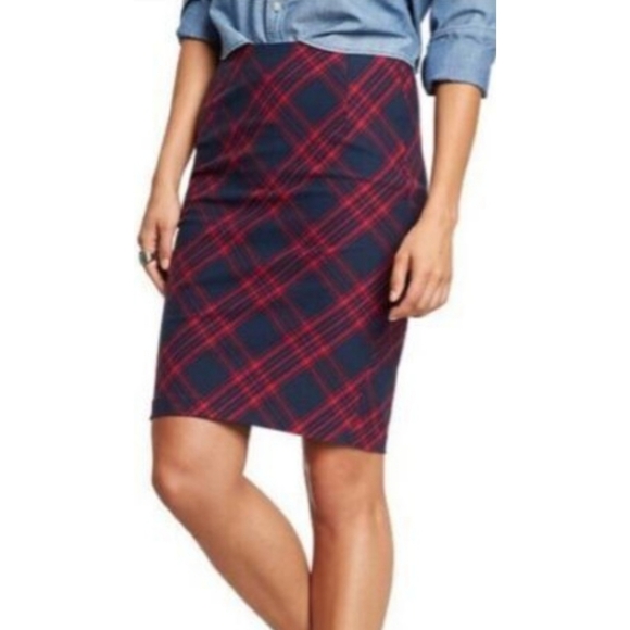 Old Navy Plaid Pencil Skirt - Picture 1 of 7